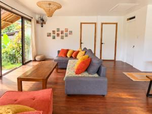 Authentic wooden house with garden, walking distance to town