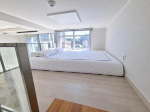 Jihun House