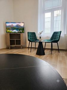 Amber Residence, Hlavna ulica