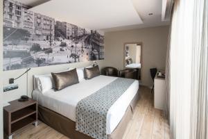 Double Room with Terrace room in Catalonia Born
