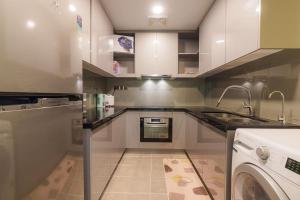 D1Mension and Zenity, 608 Võ Văn Kiệt, phường Cầu Kho, quận 1, Thành phố Hồ Chí Minh