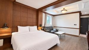 Bucheon SR Hotel