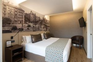 Suite room in Catalonia Born