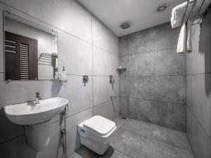 Rainwood Aurum Resort