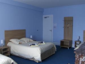 Hotels La Tour de Crecy : photos des chambres