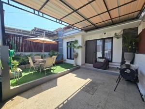 Fully Self-contained house