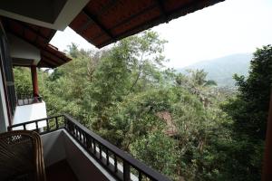 Aadrika Resort, Nature Friendly Cottage at Kakkadampoyil, Kerala
