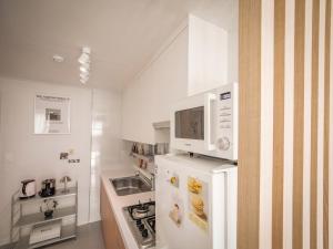 cozy moment in Seoul 2-Min Walk from Sangwangsimni Station Luggage Storage & Welcome Dessert