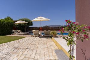 Villa Yiannis by Villa Select