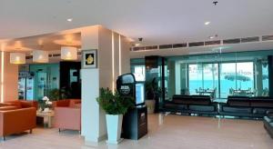 Golden Dragon Beach Resort Pattaya (Bang Lamung)