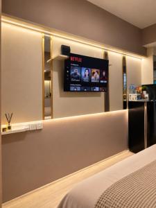 Chicago studio TANGLIN Pakuwon Mall By ASH