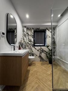 Apartament Premium z jacuzzi i widokiem na góry