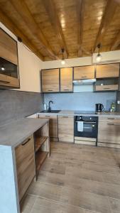 Modern Fordon Apartments