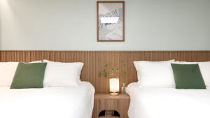 New l Hongdae 3BR l 4 Queen Beds l 5min walk