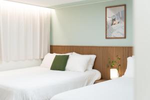 New l Hongdae 3BR l 4 Queen Beds l 5min walk