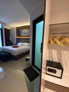Queens Villa