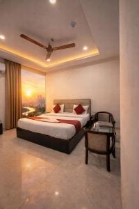 Hotal Lycoris Inn Chandigarh !! Zirakpur -Premium Stay !! Near Chandigarh Airport