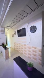 Relax & COMFORTABLE House