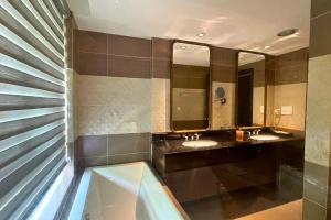 Danang Luxury Pool Villas - My Khe Beach