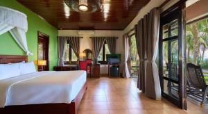 Lang Co Beach Resort