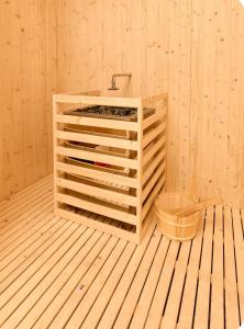 CasaAluma Luxury 1 BR Pool Gym Sauna Balcony