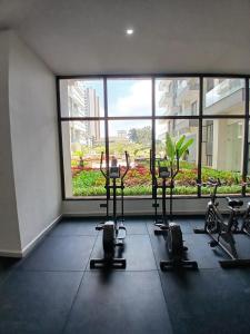 CasaAluma Luxury 1 BR Pool Gym Sauna Balcony