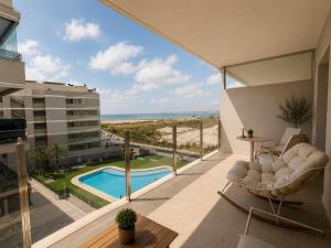 Apartmento M - vistas al mar y piscina
