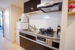 2F 7minute walk from Oshiage Station on the Hanzomon Line Private bathroom and toilet Total area 40 square meters,and is equipped with an elevator
