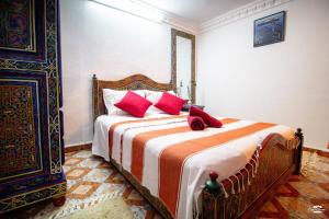 Casa Akar - Terrace with Panoramic View of Chefchaouen