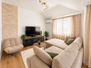 Sea-View 1BR Near Dentaprime w Free Parking