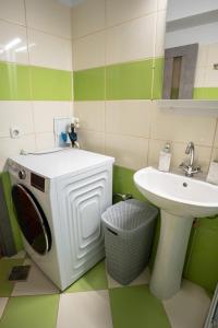 Barrique 26 - Breakfast delivered & Minibar - Free Parking - Old Town