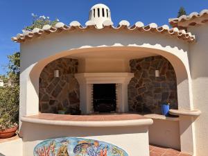 Villa Bárbara - com piscina aquecível em Carvoeiro