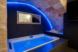 Pumo di Puglia Suite - Whirpool Bath