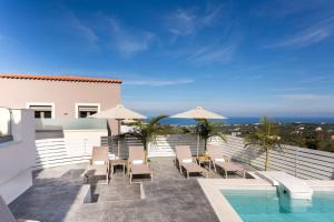 Seaview Family Villa Elea Terra with Private Pool & BBQ!