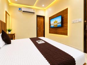 Shaurya Inn - 2 min walk Near Golden Temple