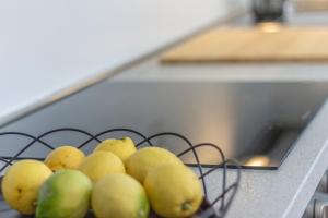 Spacious 7-Guest Apartment In Central Bologna