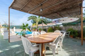Spacious Villa with Private Pool near La Riera de Gaia