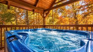 Mountain View Cabin with Hot Tub, Fire Pit & Deck