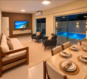 MARIS BEACH HOUSe
