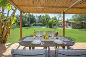 Villa Suau Petit by Villa Plus