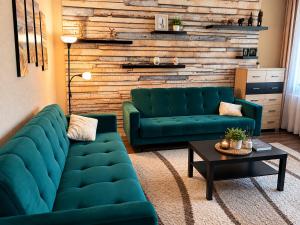 Becky Apartman