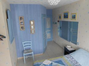 B&B / Chambres d'hotes La Roche bleue : photos des chambres