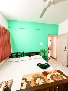 Tranquil Guest House ll 2 BHK ll Garden ll WiFi ll TV