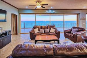 Spacious 4 bedroom Condo with expansive Ocean Views and luxurous features - #910 Sonoran Sky - RP Vacation