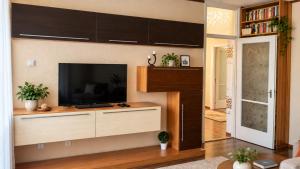 Becky Apartman