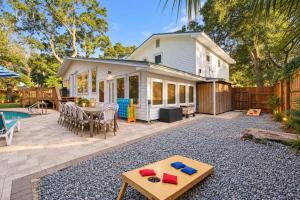 Fort Walton Fun Pool Hot Tub Games Firepit