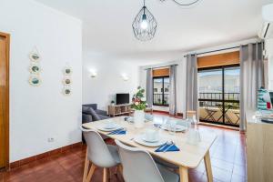 1 Bedroom with WIFI,AC,Pool
