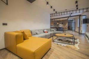 160 m Luxury Retreat Jacuzzi, Sauna & Free Parking