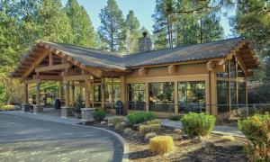 Seventh Mountain Resort 1BR Apartment