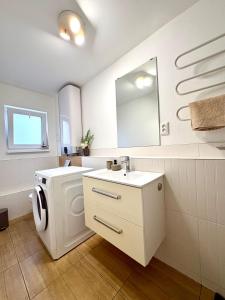 Amira Apartman